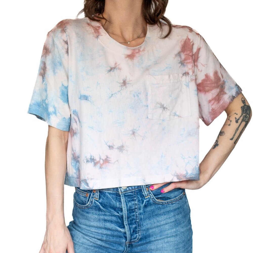 AE STUDIO • Medium • T-Shirt • Tie-dye